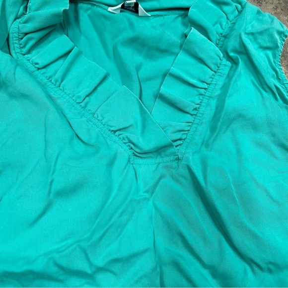 (LOT OF 3) CROWN & IVY SLEEVELESS TOP WOMENS XL RUFFLE COLLAR SIDE SLIT - Picture 4 of 8